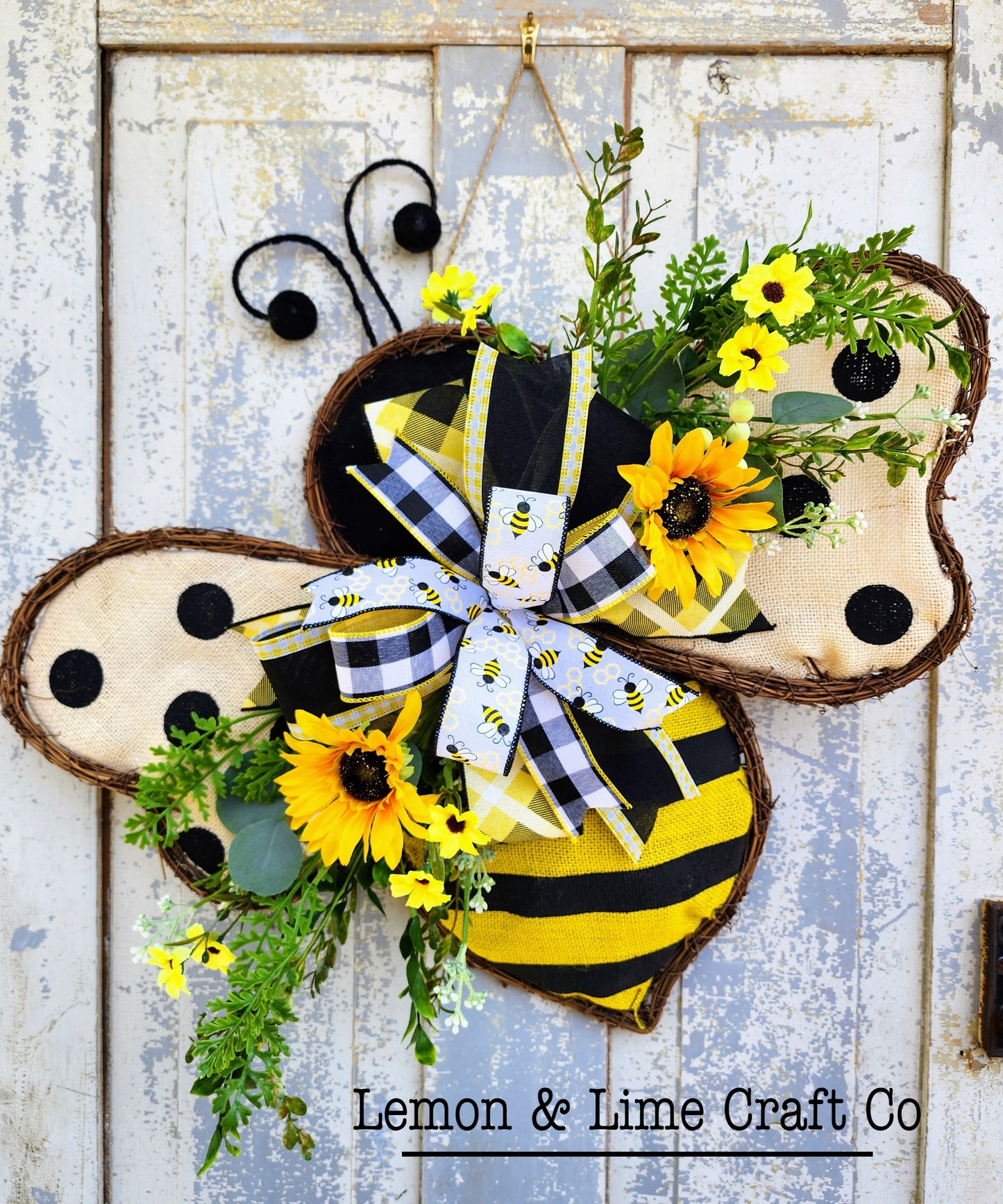 Bee Doorhangers
