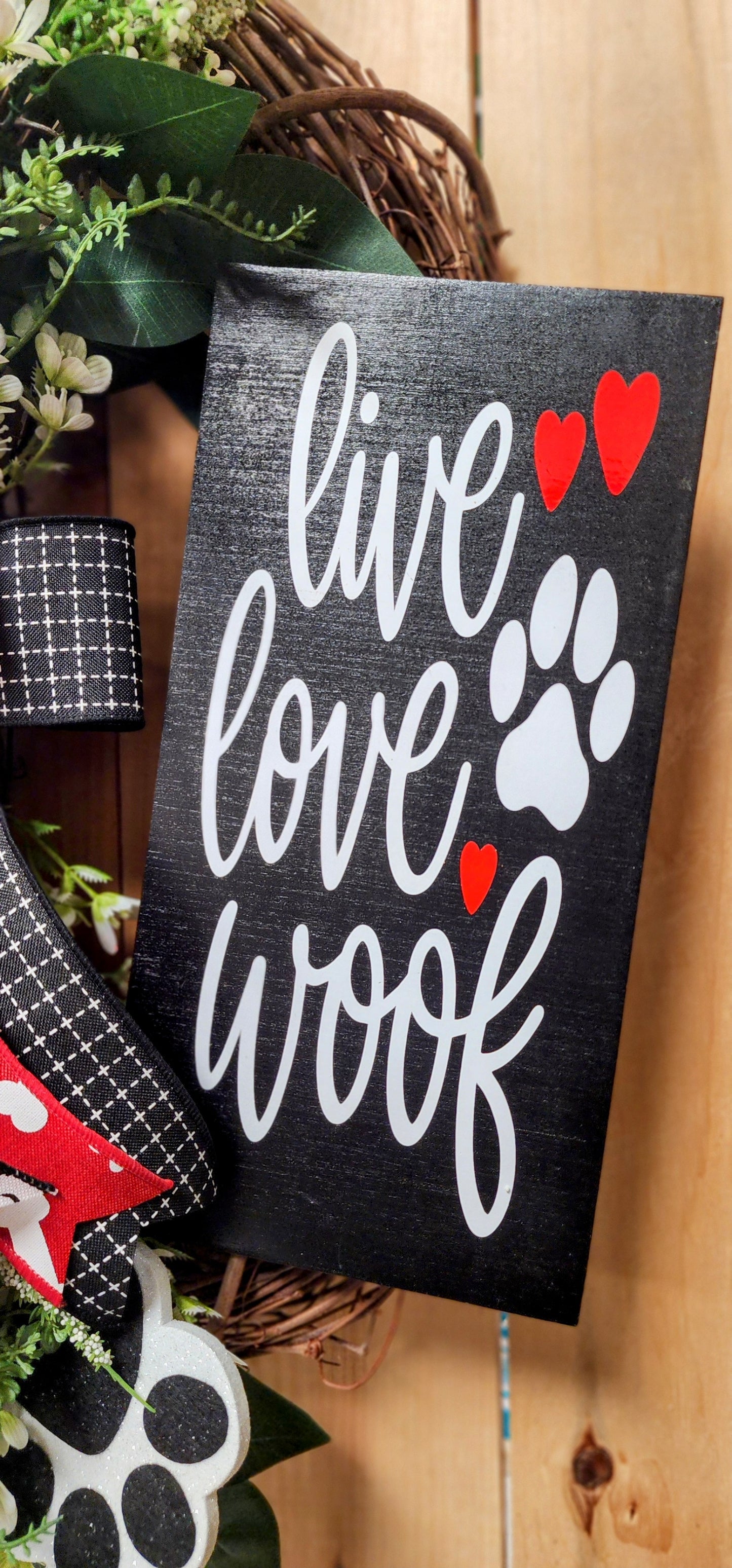 Live Love Woof