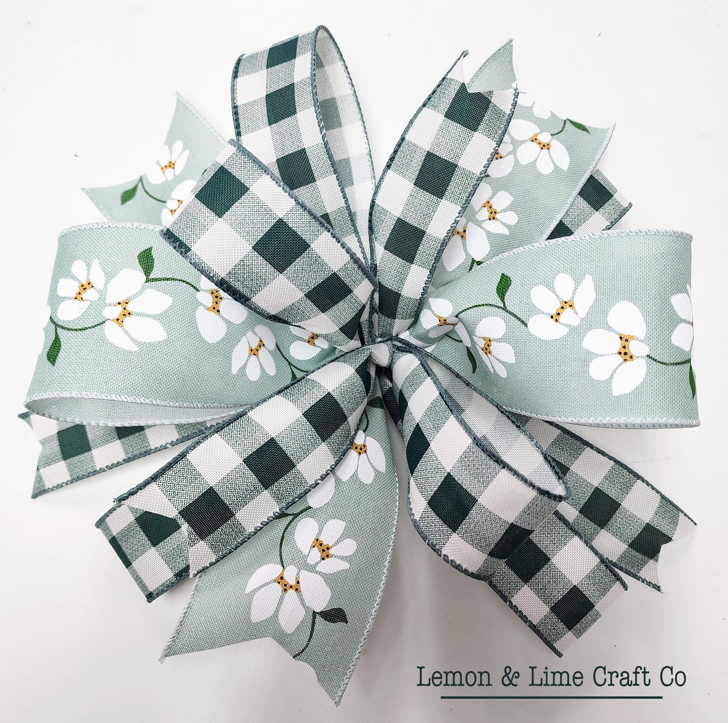 Small Magnolia Bow