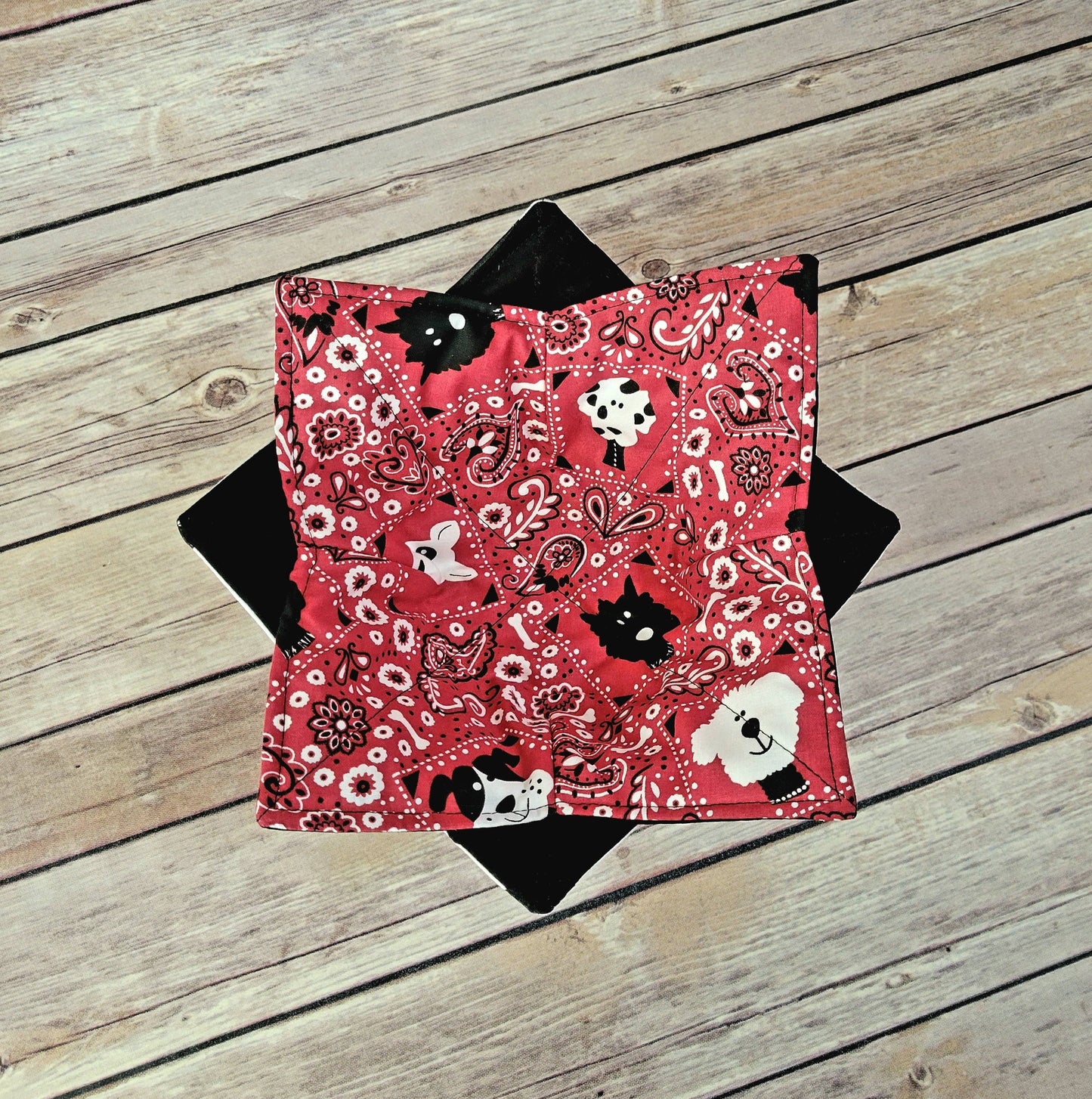 Bandana Padded Bowl
