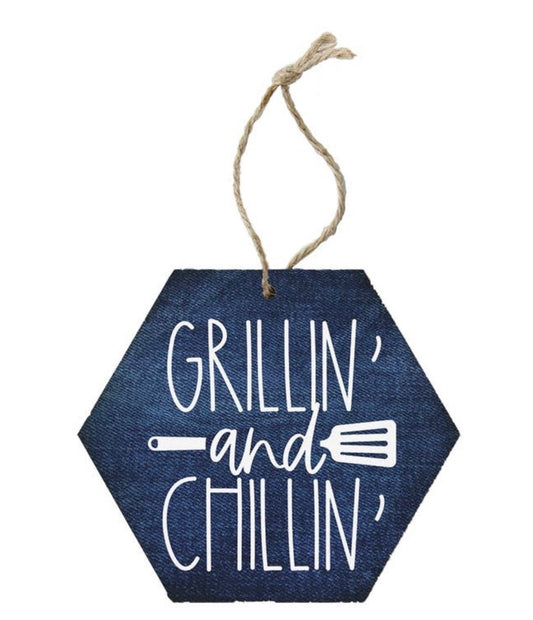 Grillin And Chillin - Honeycomb Ornaments