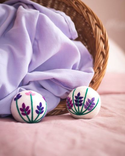 Lavender Fields w/Bee Eco Dryer Balls (Set of 3)