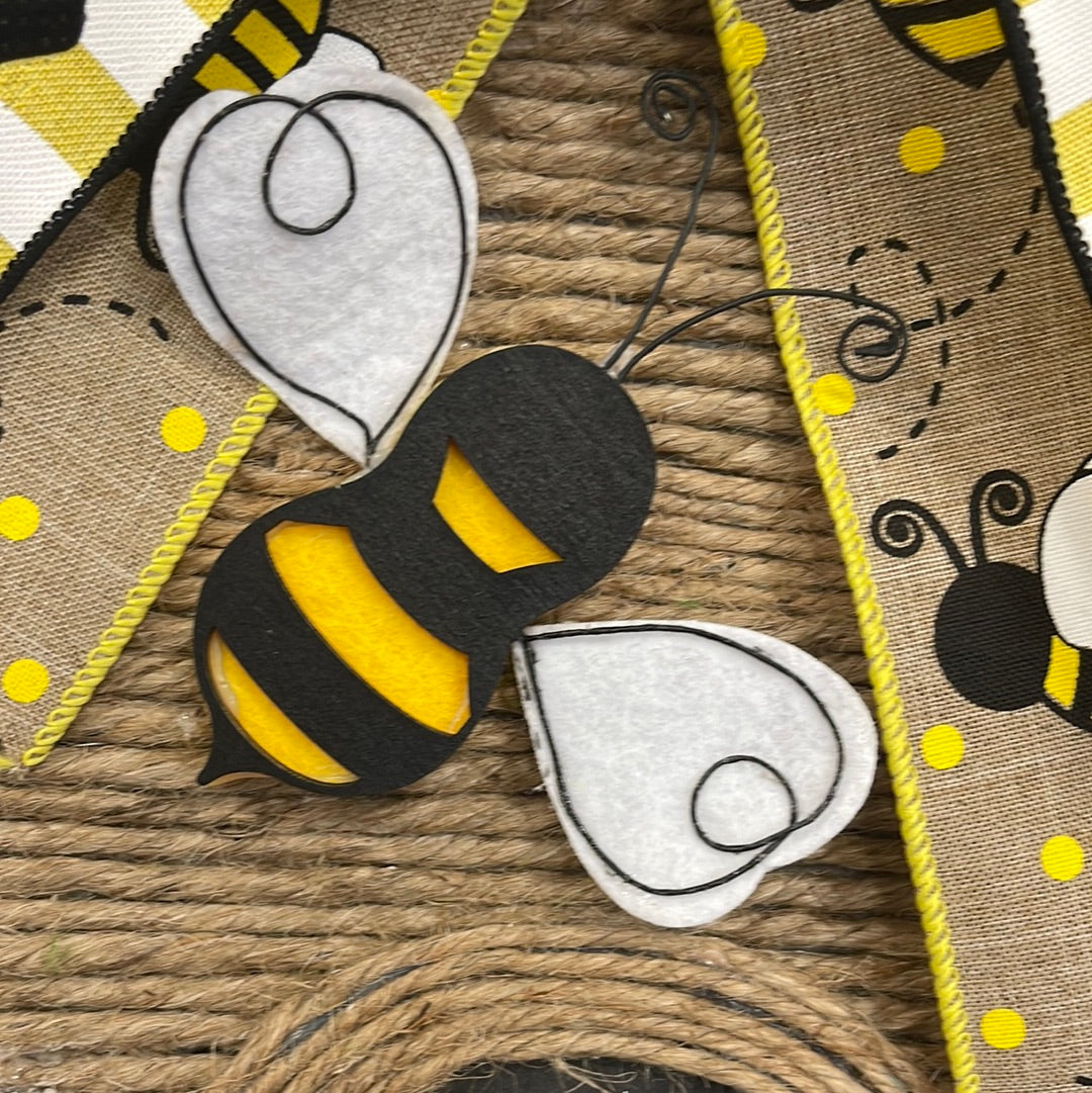 Jute Wrapped Bee Doorhanger with Bow
