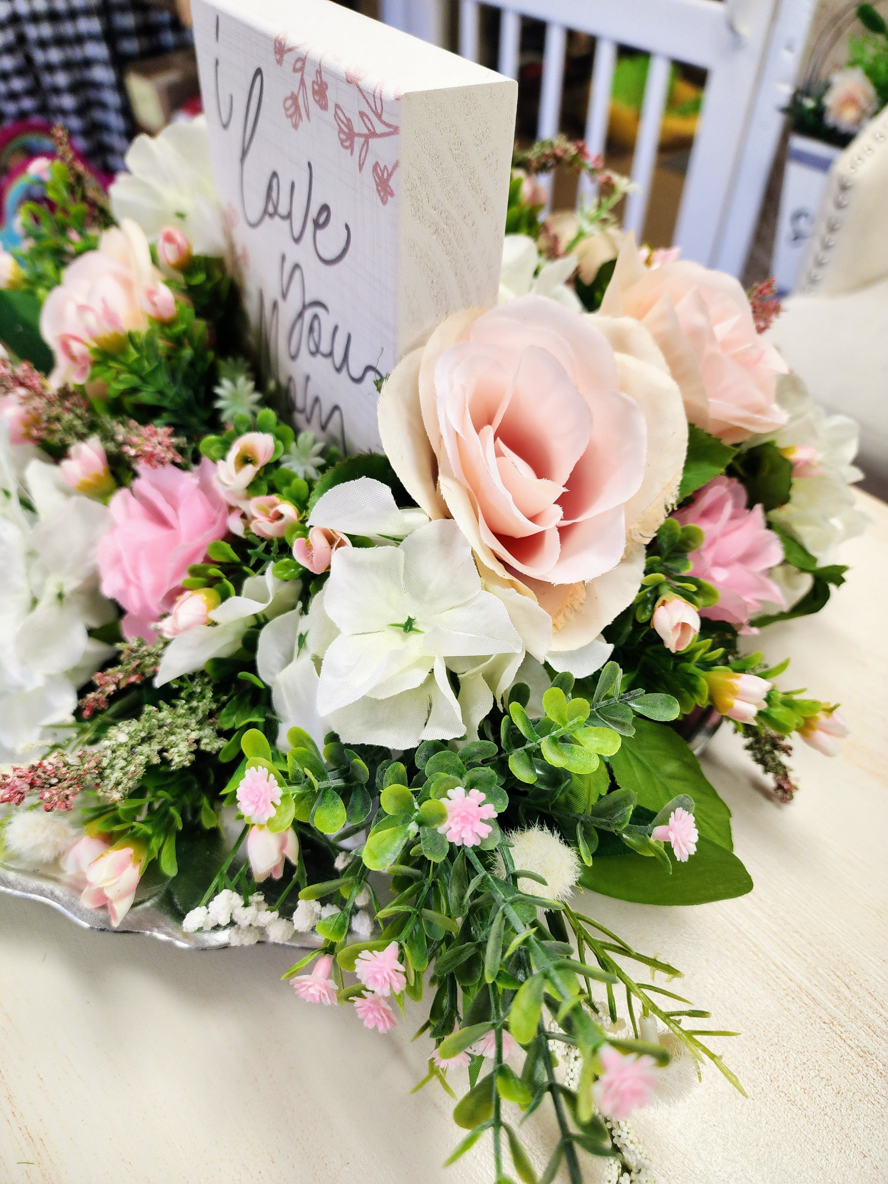 I Love You Mom Centerpiece