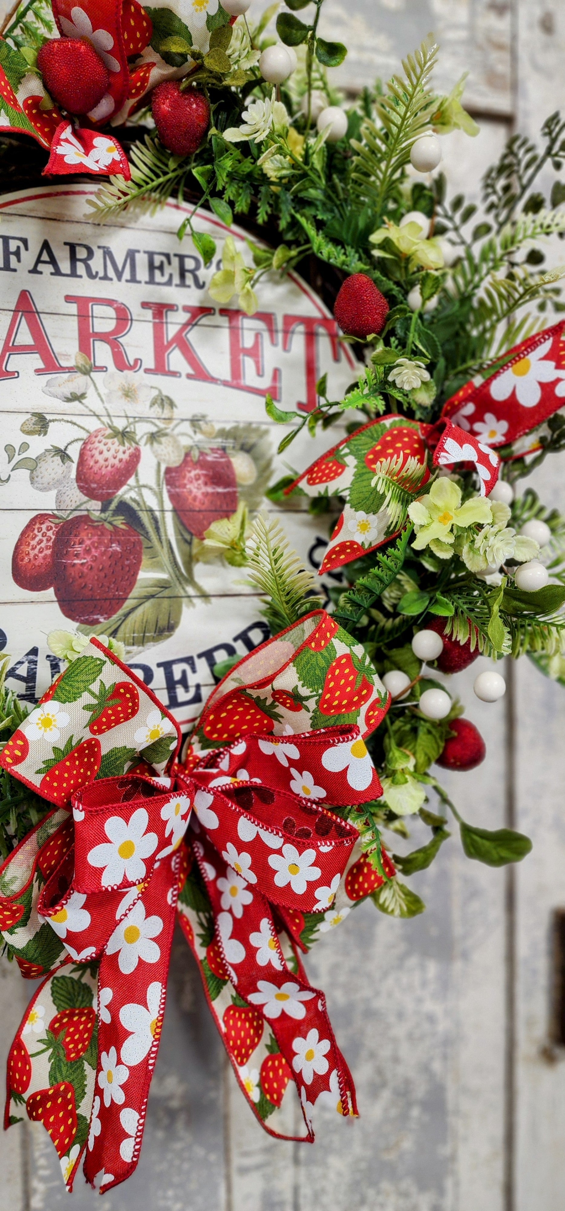 Small Strawberry Floral Grapevine Wreath