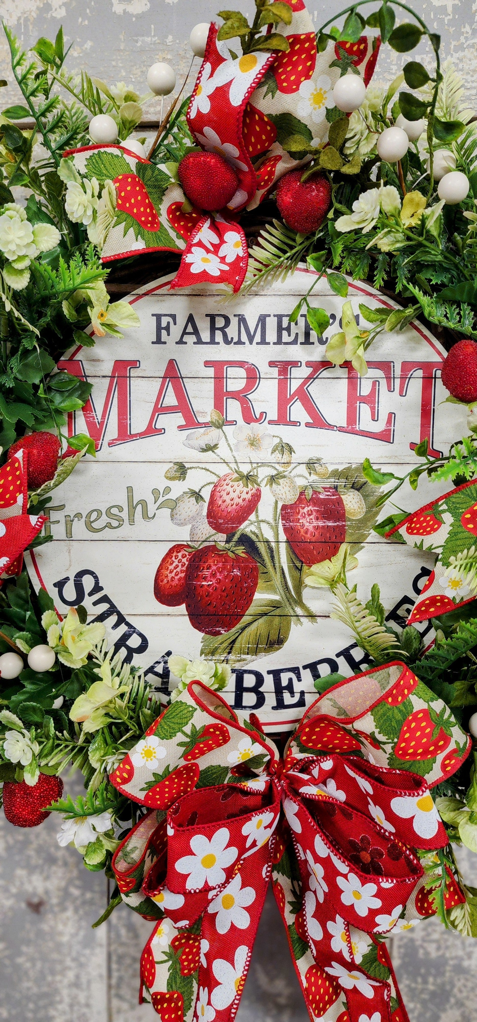 Small Strawberry Floral Grapevine Wreath