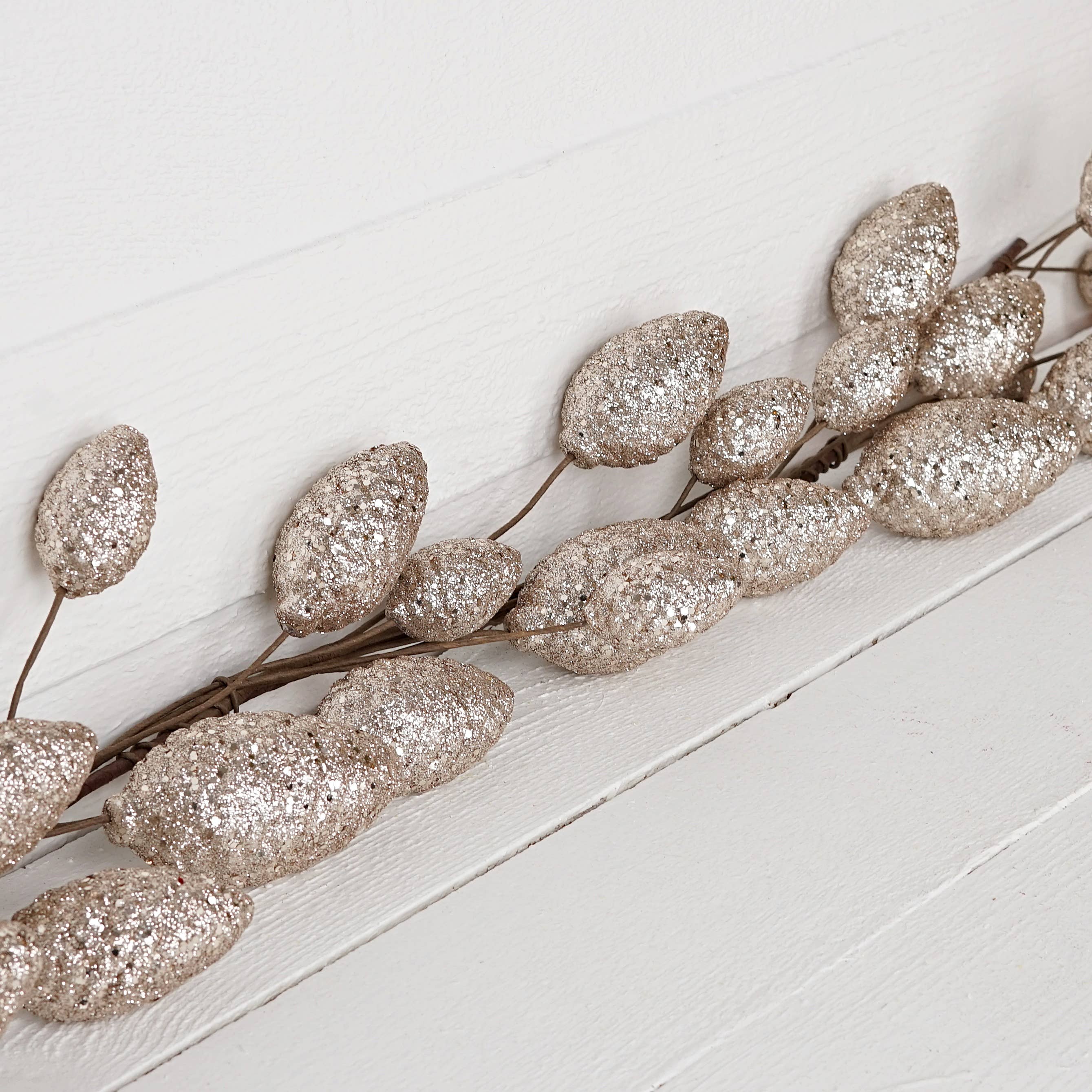 5ft Glitter Pinecone Garland-Champagne