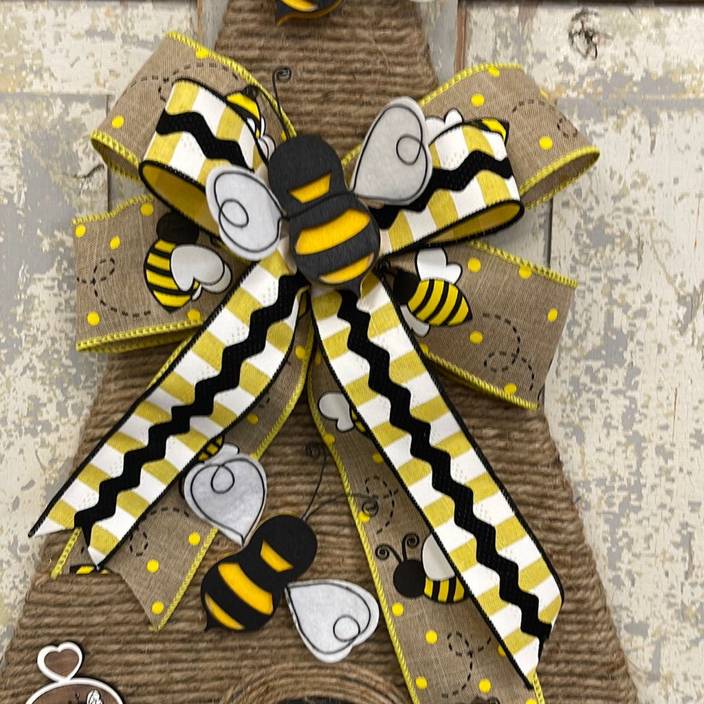 Jute Wrapped Bee Doorhanger with Bow