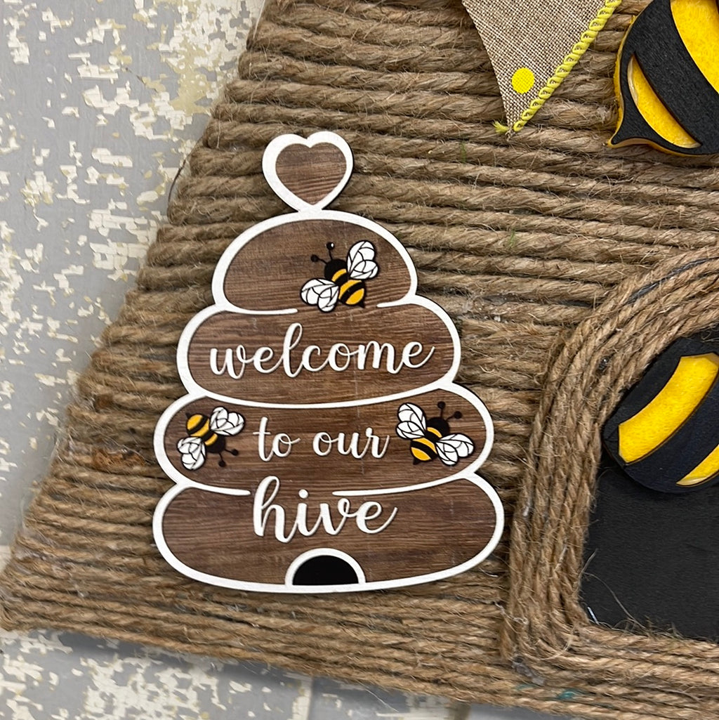 Jute Wrapped Bee Doorhanger with Bow