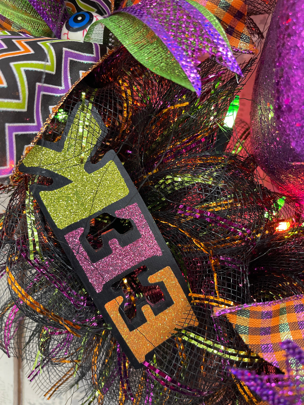 Purple Pumpkin Lighted Halloween Wreath