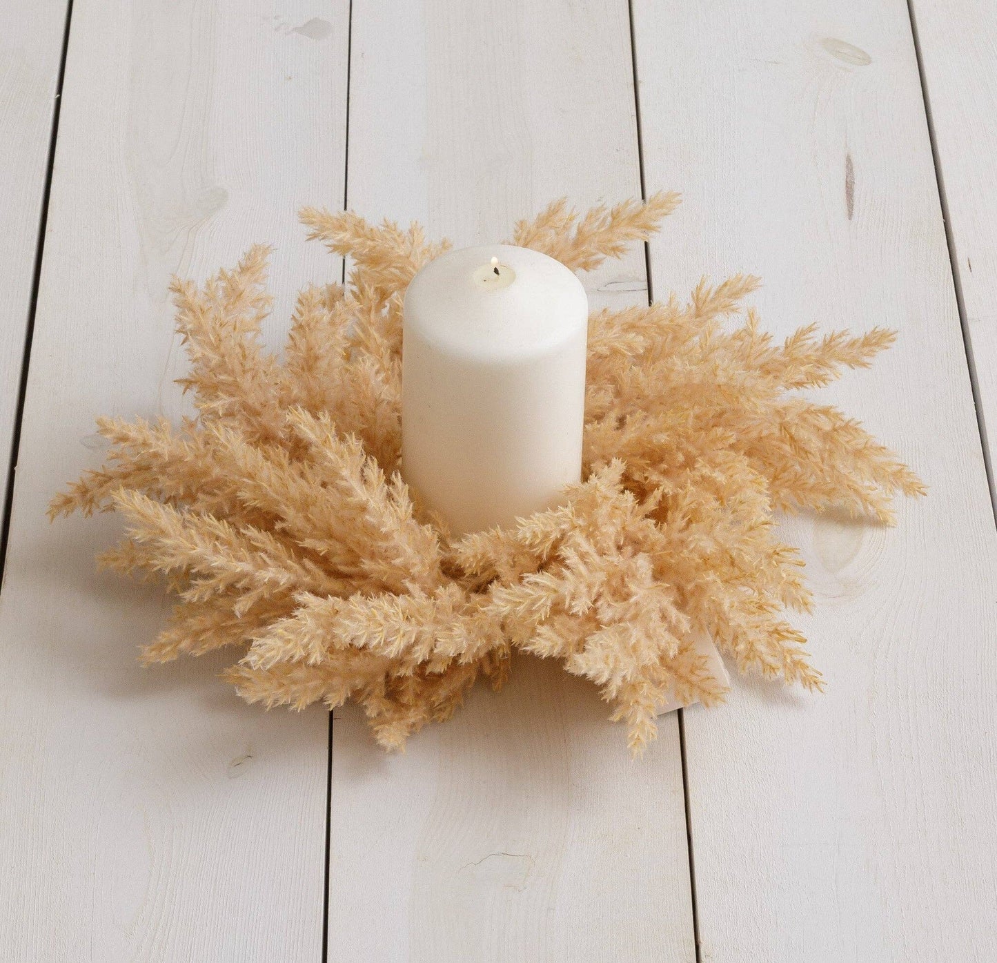 Beige Pampas Candle Ring