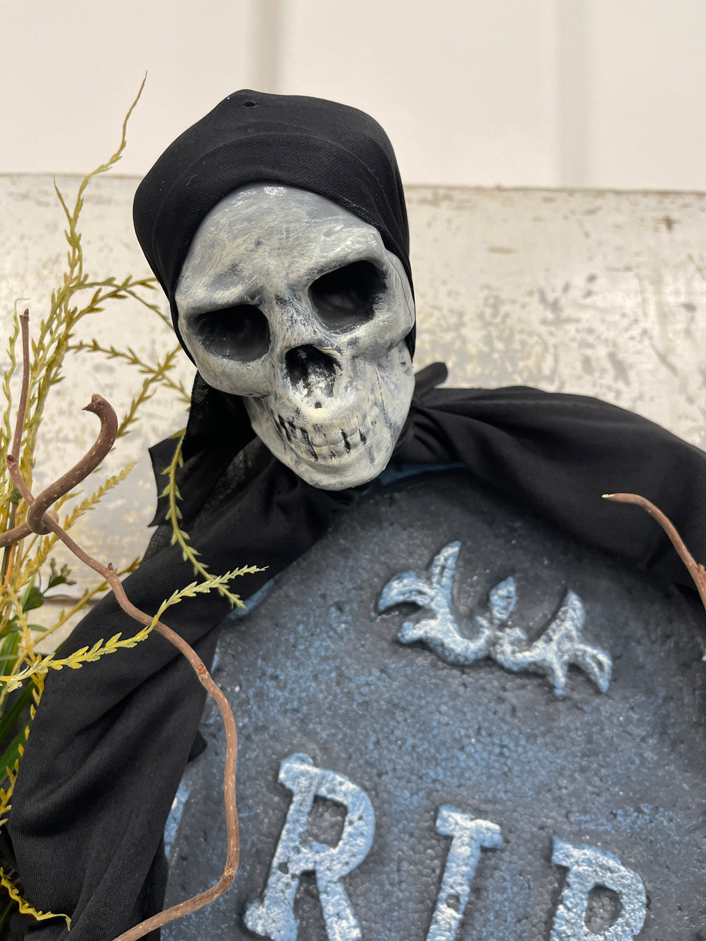 Tombstone Ghoul Wreath