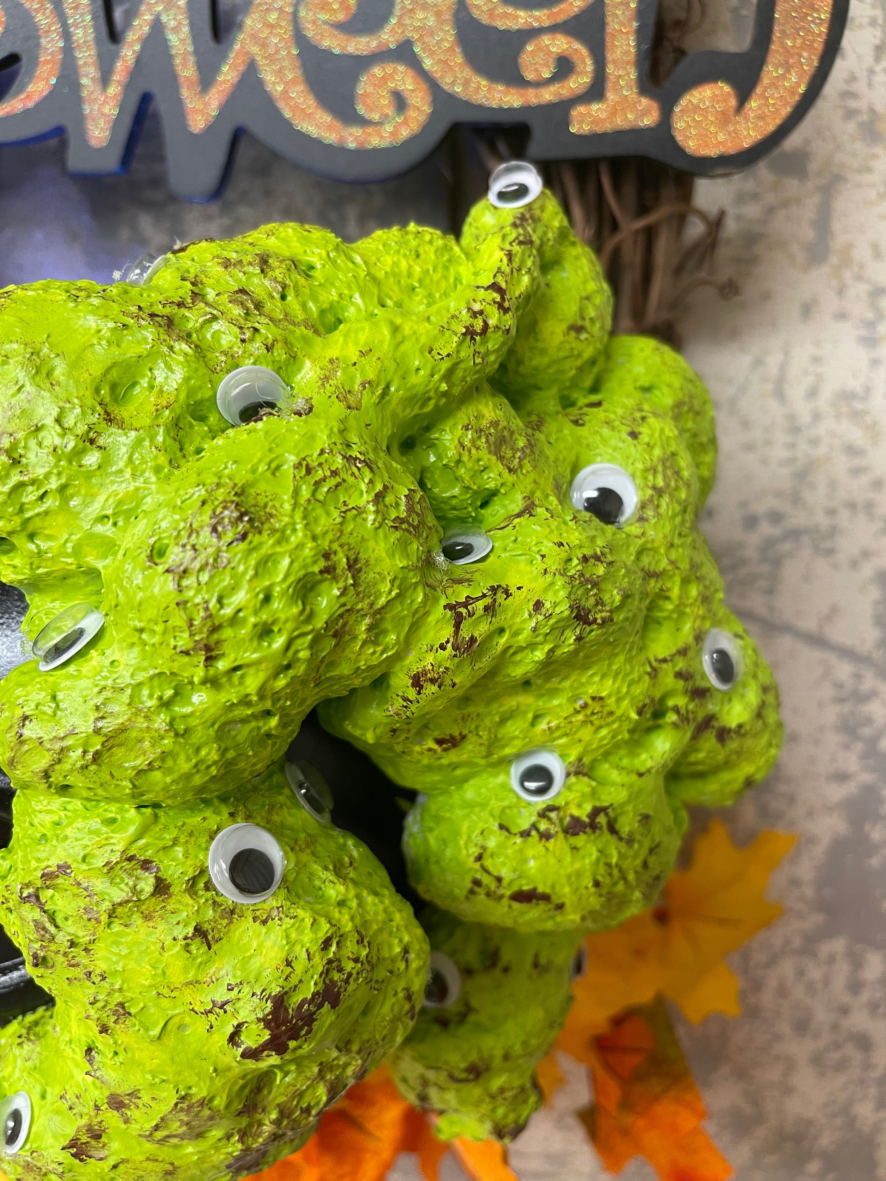 Working Witches Cauldron Wreath