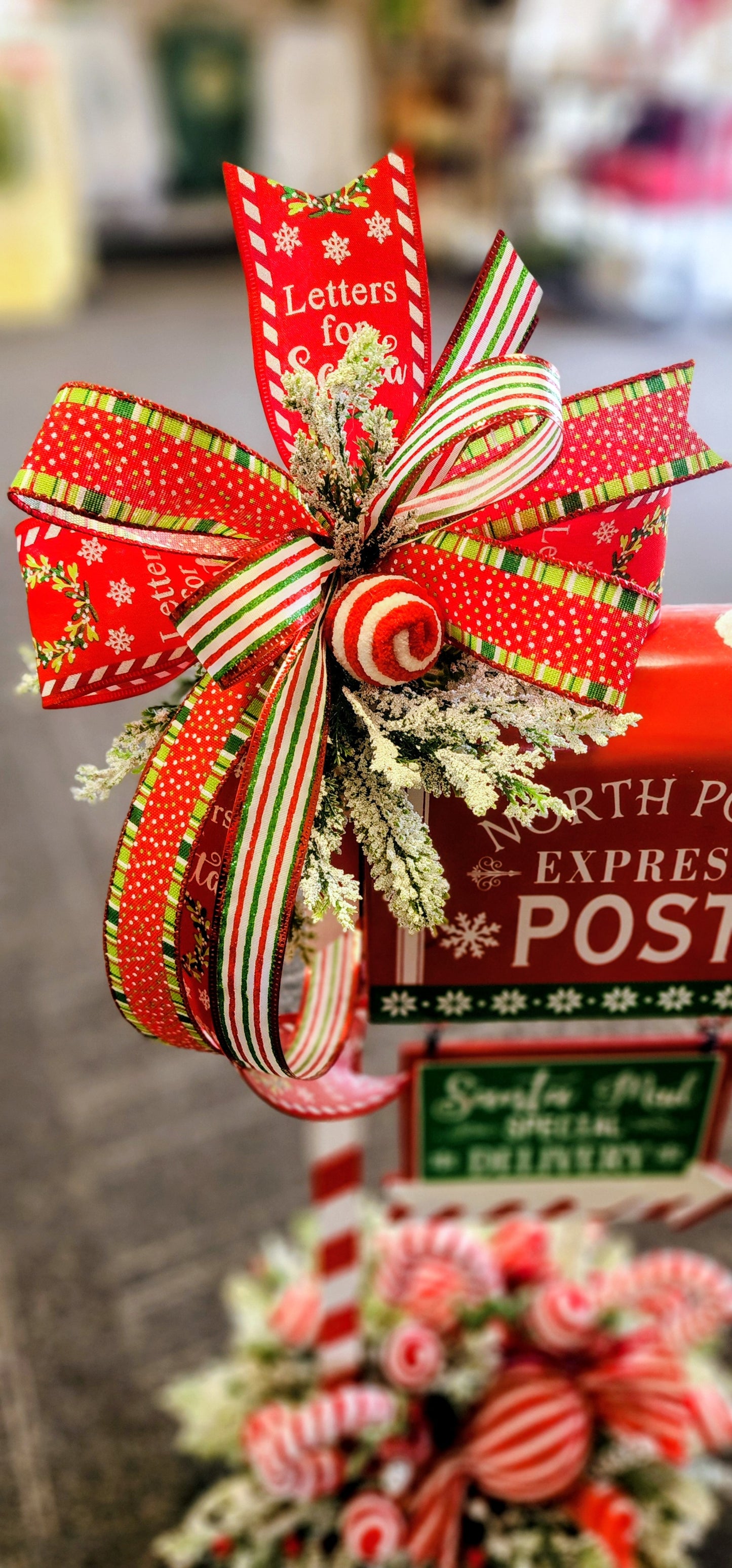 Santa Mailbox (2 Styles)