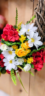 Large Red Geranium Farmhouse Wreath