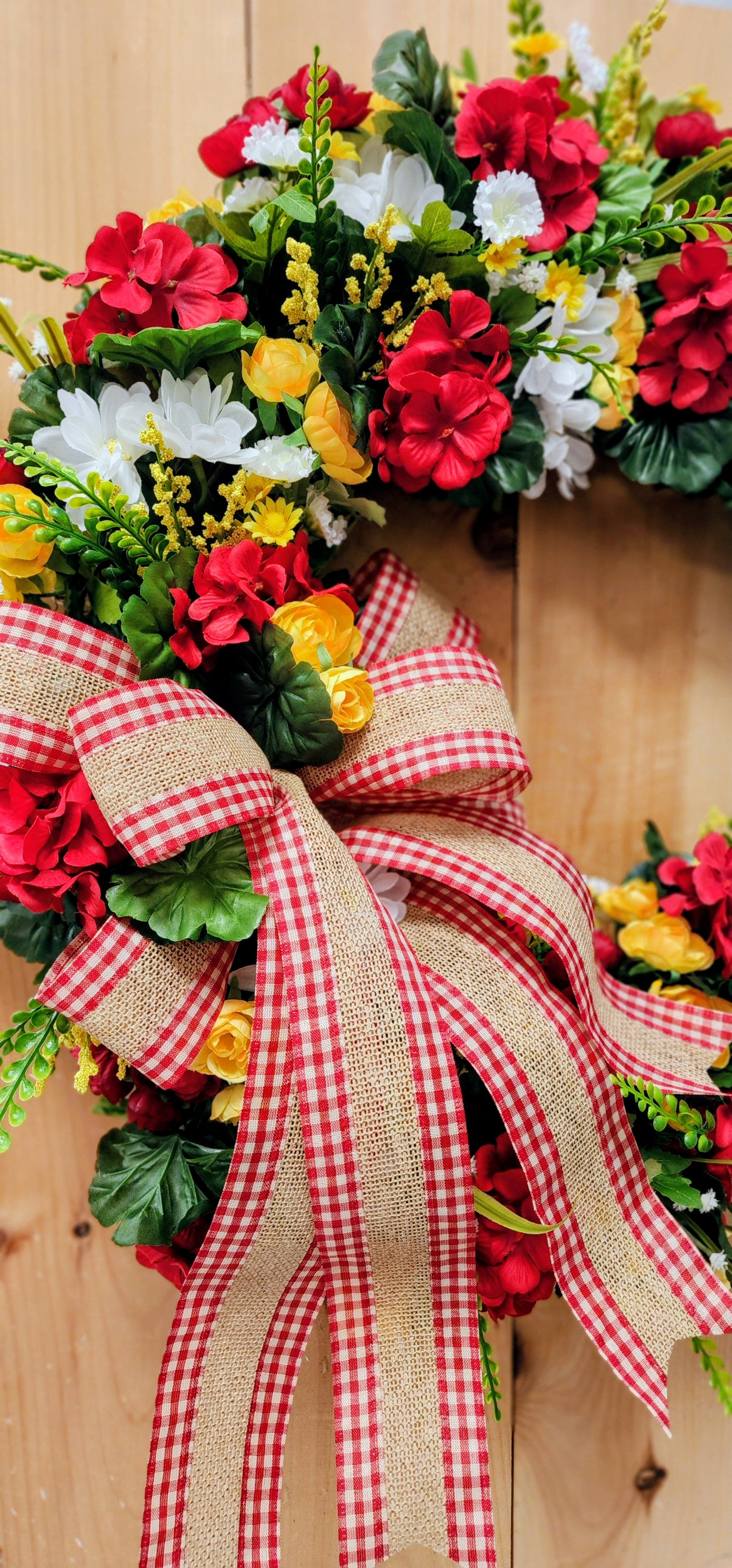 Large Red Geranium Farmhouse Wreath