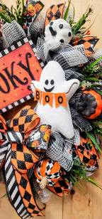 Spooky Ghost Halloween Wreath