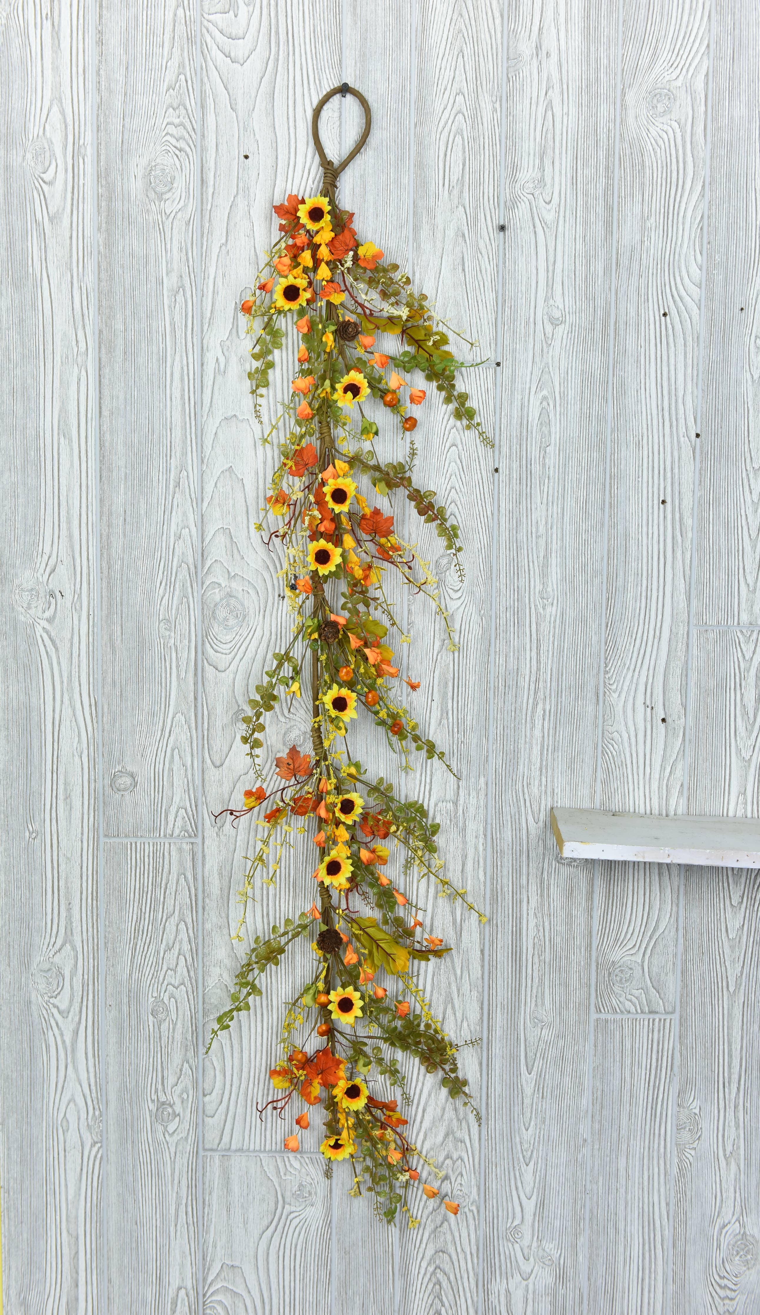 Pumpkin Surprise Garland