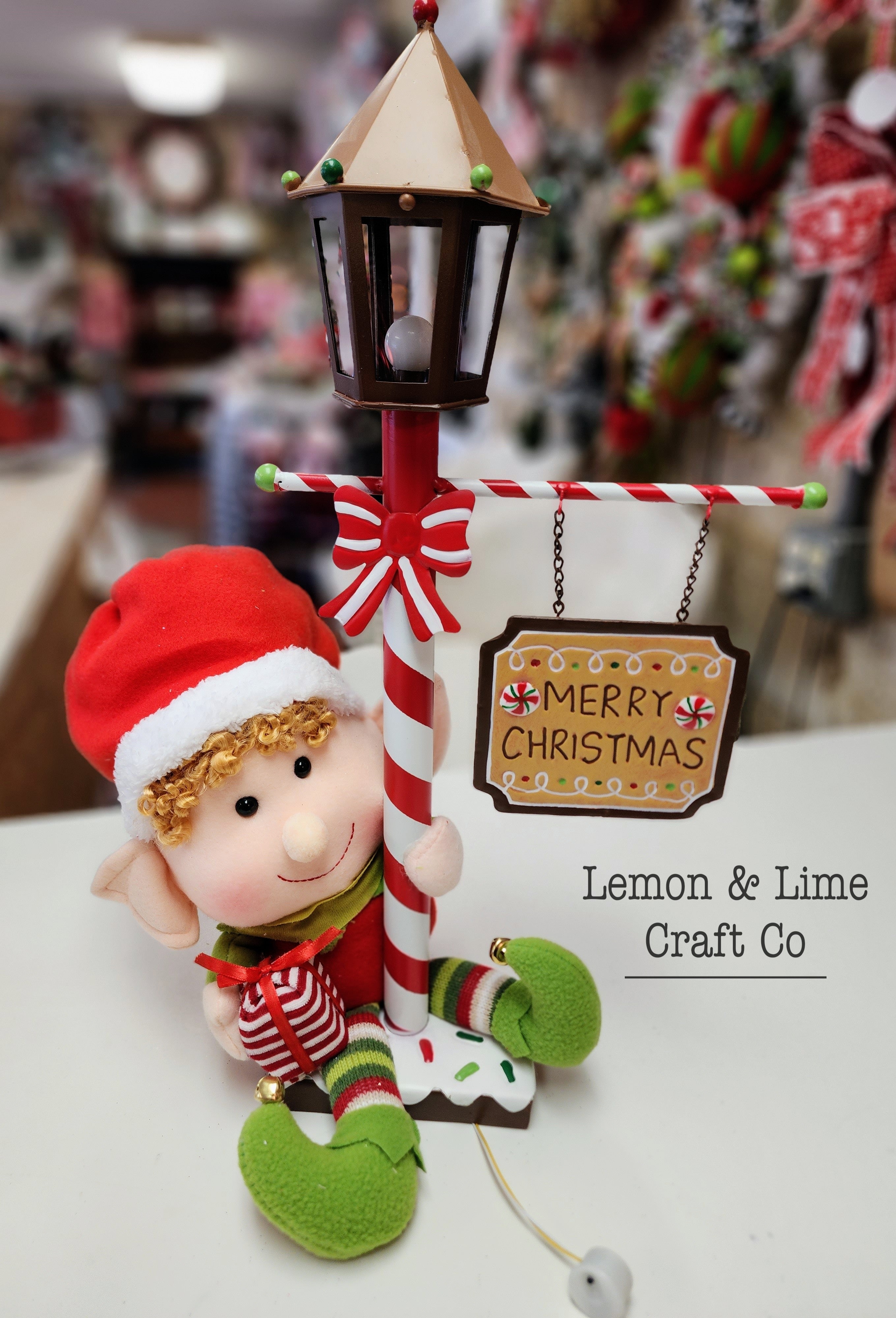 B/O Christmas Elf Lamppost Table Sitter