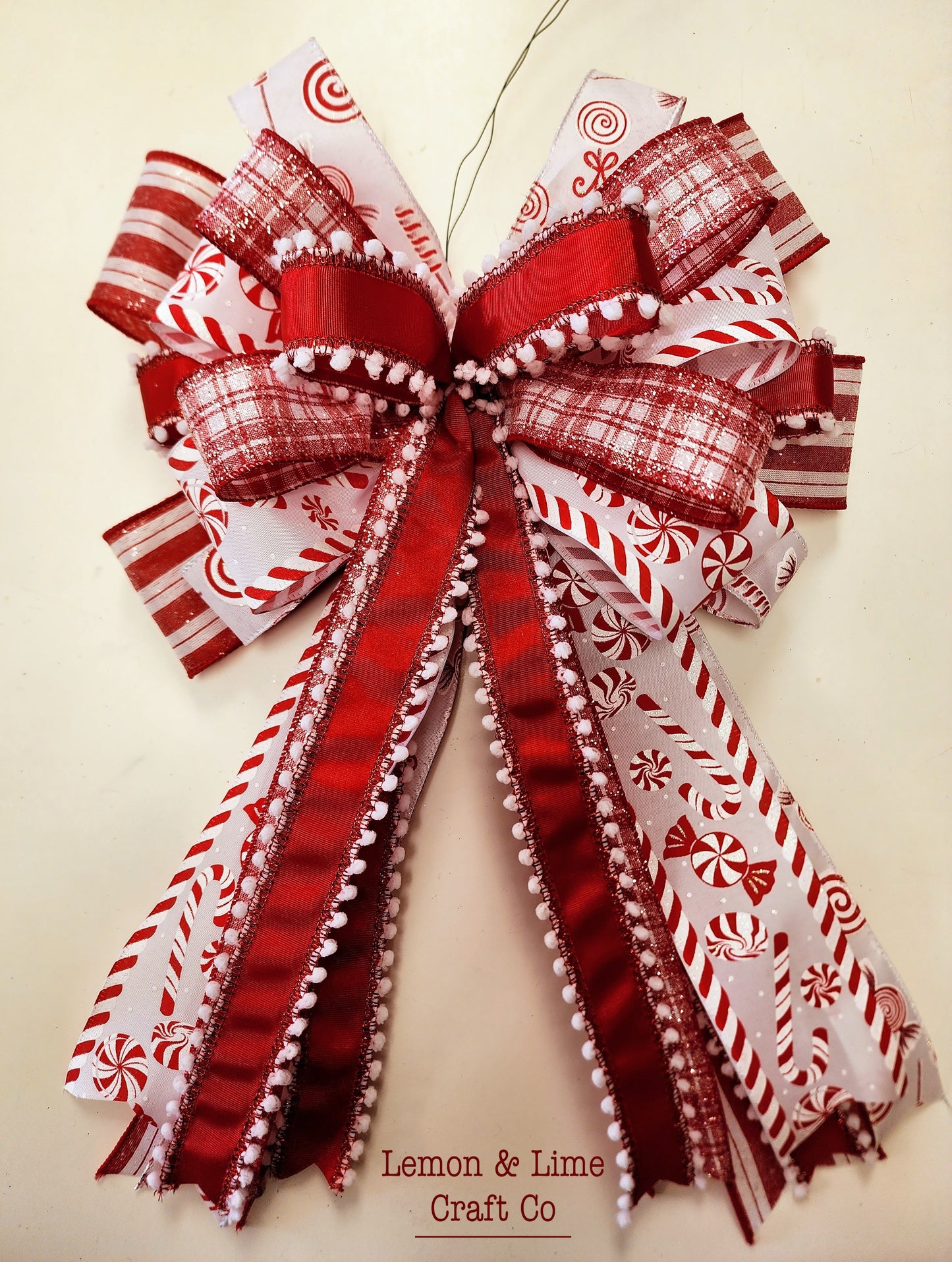 Medium Peppermint/Candy Bow