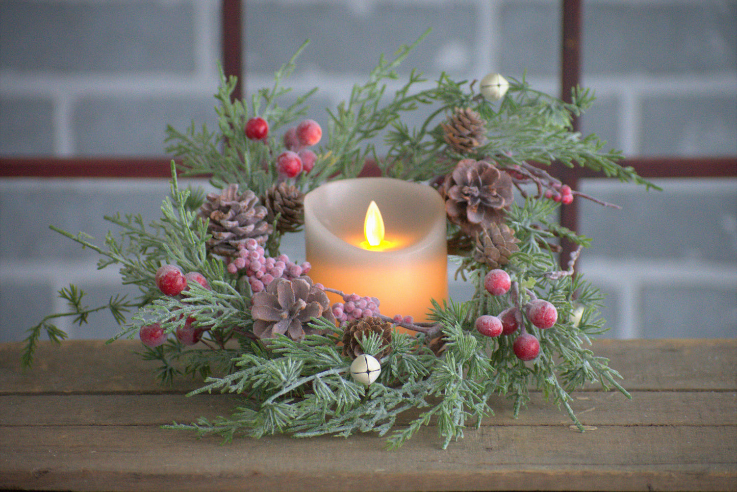 Christmas Eve Candle Ring - 4.5in