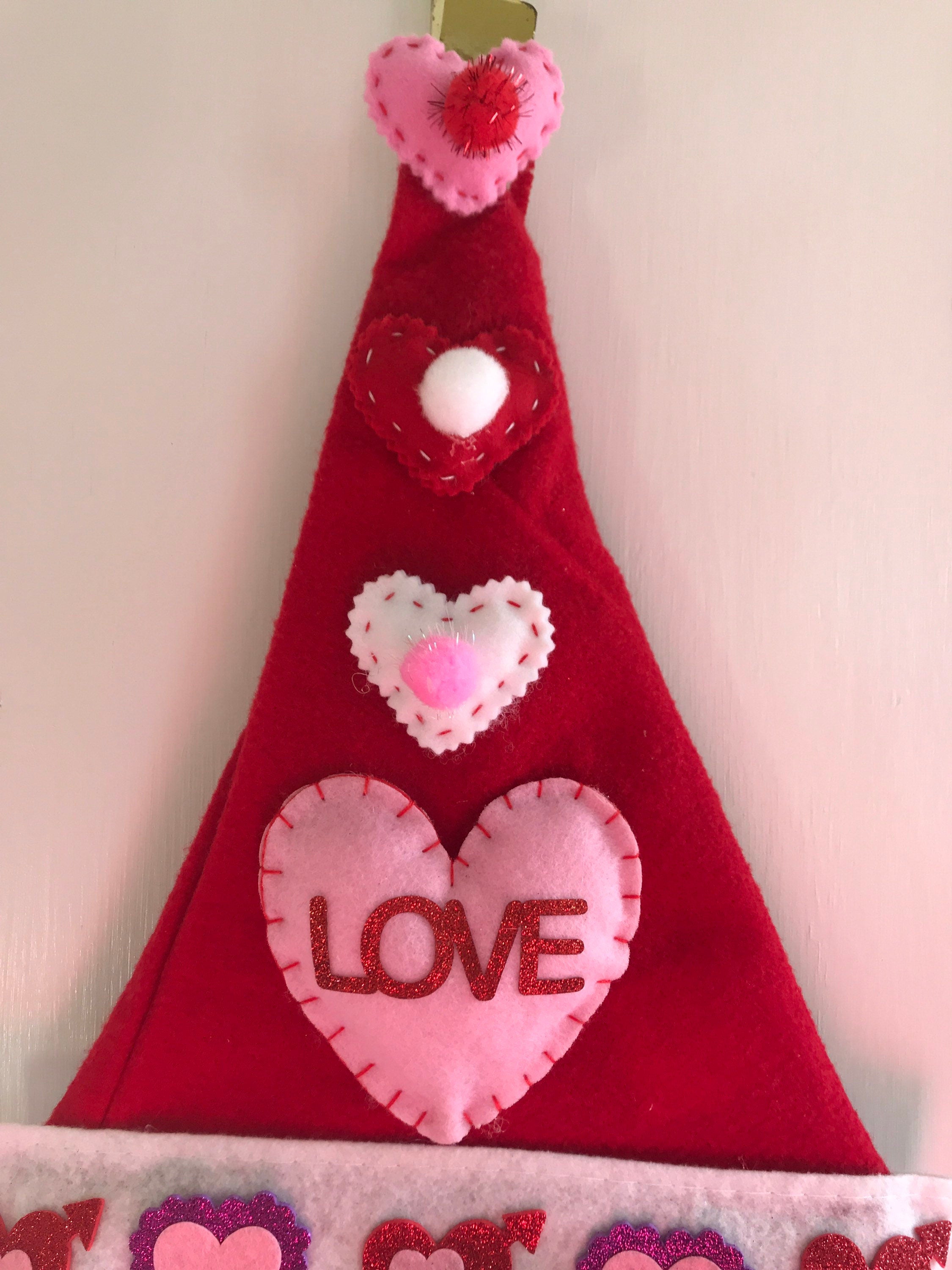 Valentine Love Gnome Doorhanger